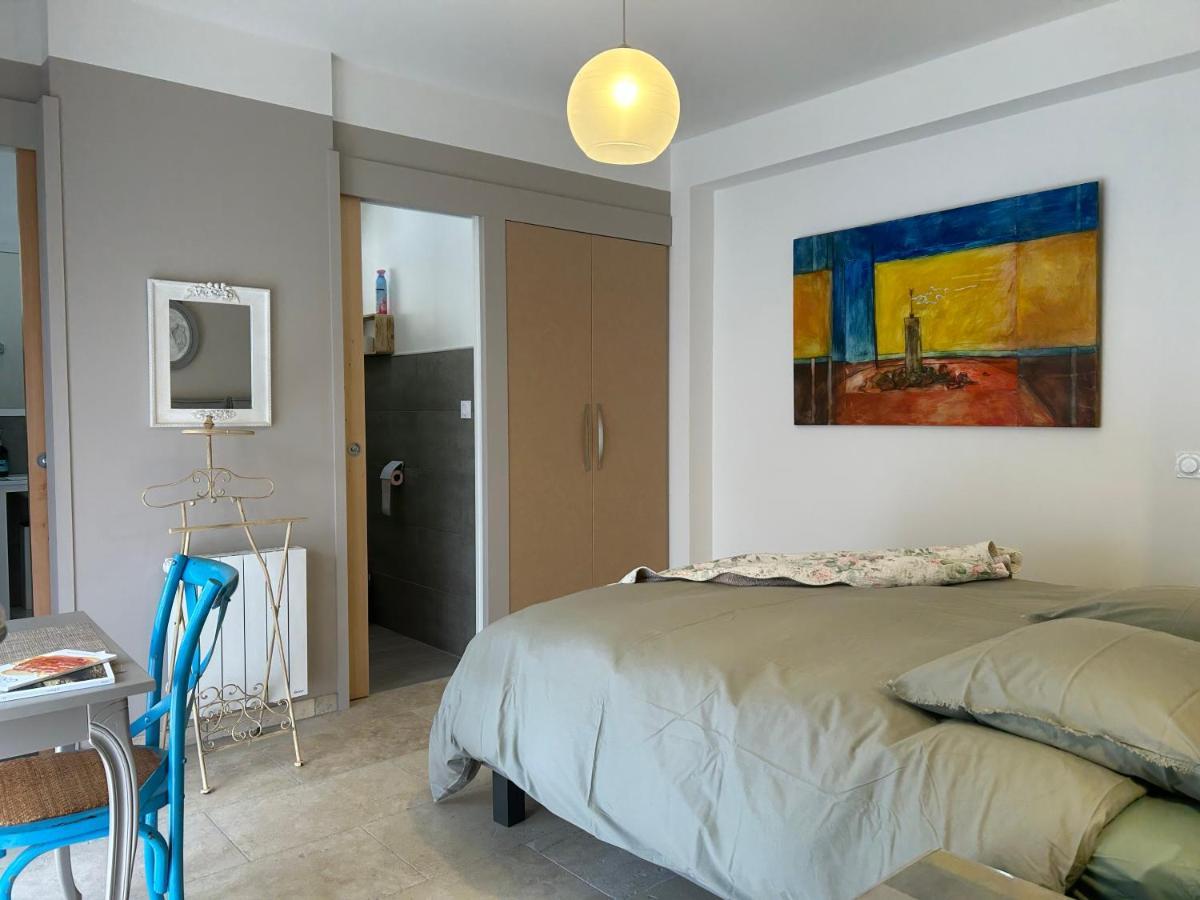 Au Ciel Etoile Bed & Breakfast Кастийон-дю-Гар Екстериор снимка