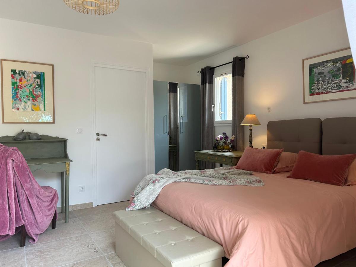 Au Ciel Etoile Bed & Breakfast Кастийон-дю-Гар Екстериор снимка