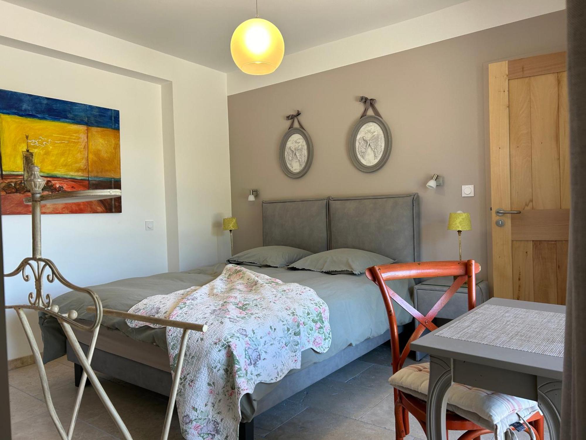 Au Ciel Etoile Bed & Breakfast Кастийон-дю-Гар Екстериор снимка